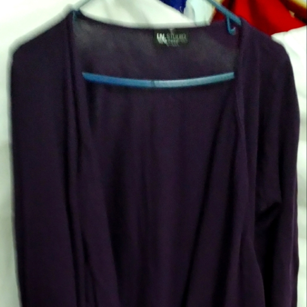 (145) I.N. STUDIO SWEATER, Size 2X
